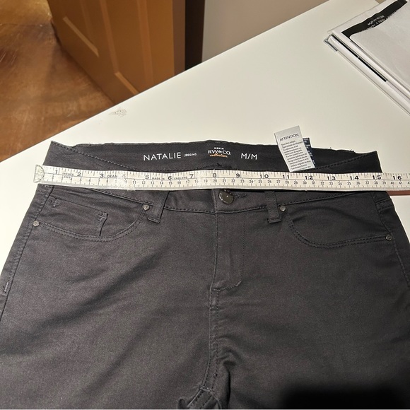 RW&CO., "Natalie" Jegging, Black, Size Medium - Picture 7 of 9